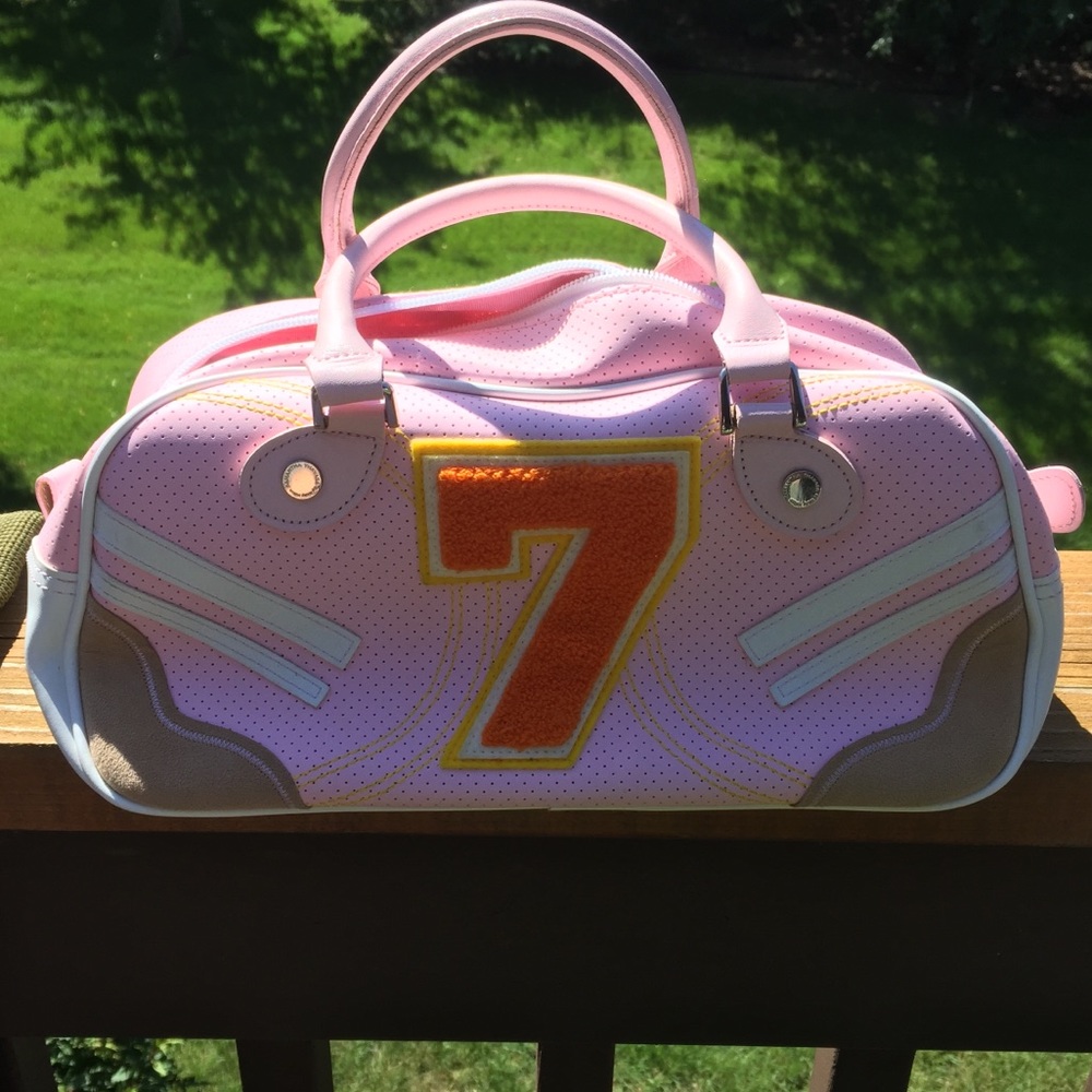 Samantha Thavasa pink Lucky 7 bag by Nicky Hilton